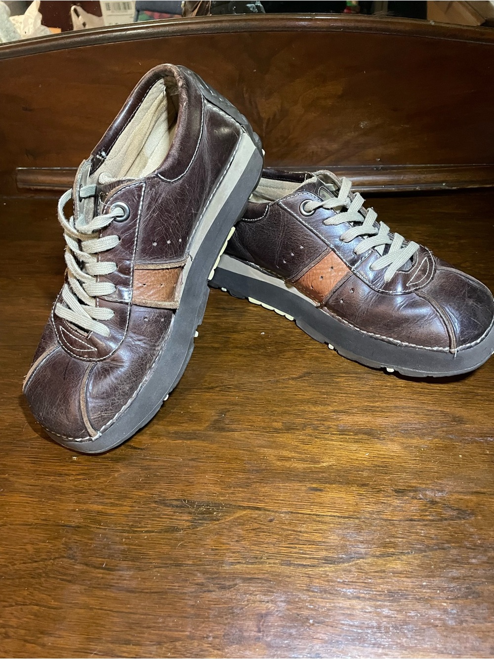 Vintage Y2K Report Dugout II Men's Brown/Tan Leather Sneakers US Size 9
